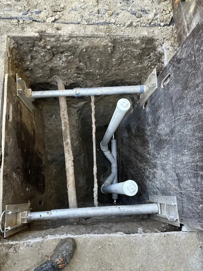 Experienced plumber completing Drain Cleaning work in Rancho Calaveras